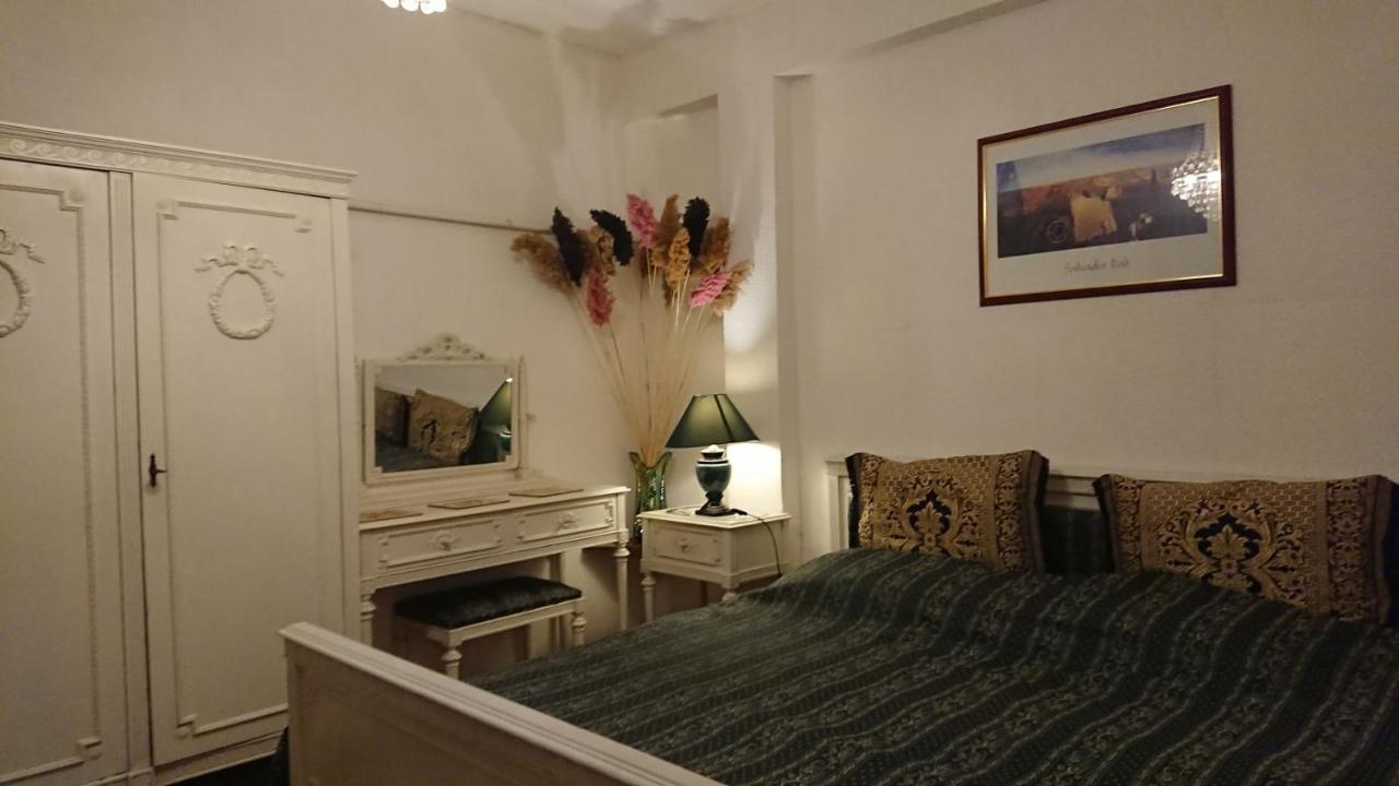 One Bedroom Apartment French Embassy Bucarest Exterior foto